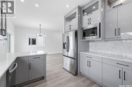 1215 Nightingale Terrace, Saskatoon, SK - Indoor Photo Showing Kitchen With Upgraded Kitchen