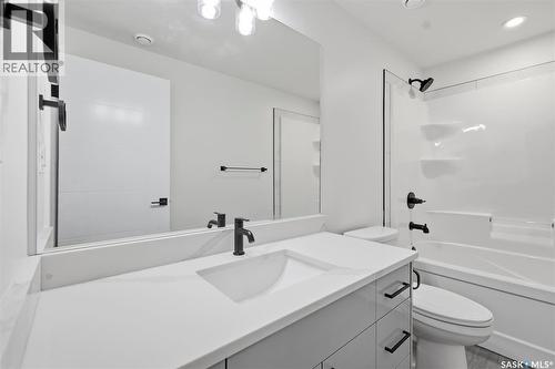 1215 Nightingale Terrace, Saskatoon, SK - Indoor Photo Showing Bathroom