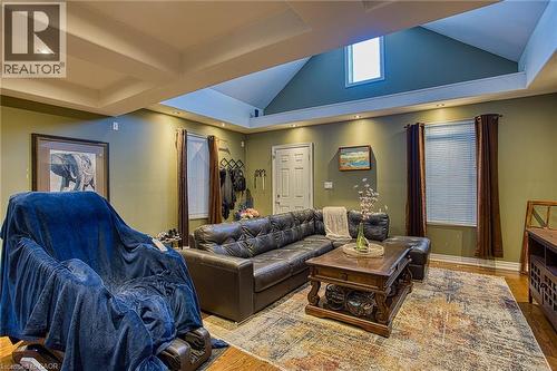 227 Beach Road, Hamilton, ON - Indoor