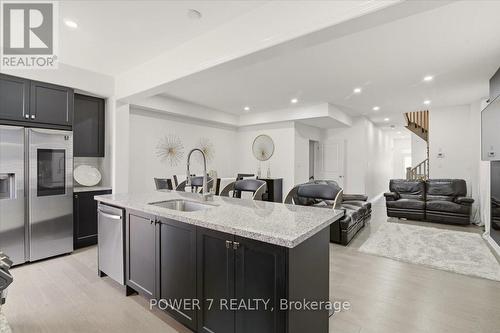 94 Conarty Crescent, Whitby, ON - Indoor Photo Showing Kitchen With Upgraded Kitchen