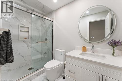 60 Andrew Lane, Thorold, ON - Indoor Photo Showing Bathroom