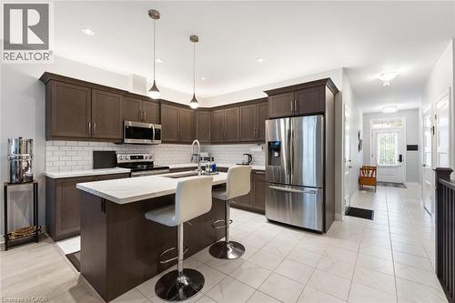 60 Andrew Lane, Thorold, ON - Indoor Photo Showing Kitchen With Stainless Steel Kitchen With Upgraded Kitchen