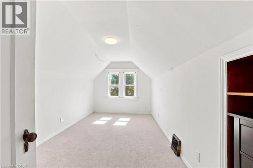 156 Tragina Avenue N, Hamilton, ON - Indoor Photo Showing Other Room