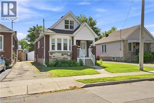 156 Tragina Avenue N, Hamilton, ON - Outdoor With Facade