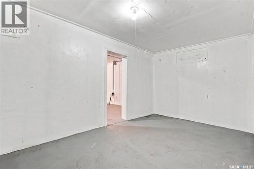 431 G Avenue S, Saskatoon, SK - Indoor