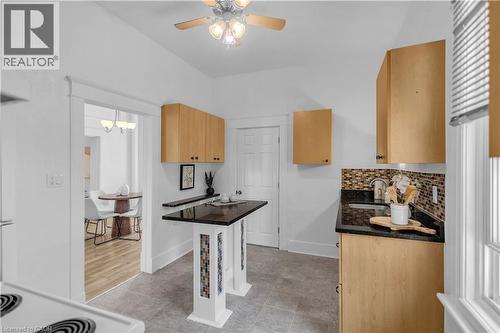 60 Berkley Road, Cambridge, ON - Indoor Photo Showing Kitchen