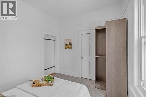 60 Berkley Road, Cambridge, ON - Indoor Photo Showing Bedroom