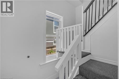 60 Berkley Road, Cambridge, ON - Indoor Photo Showing Other Room