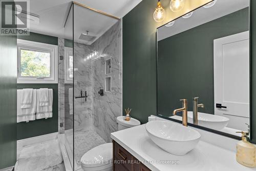 1908 10Th Line, Innisfil, ON - Indoor Photo Showing Bathroom