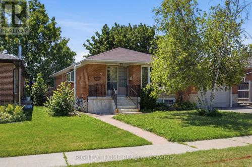 45 Faversham Crescent, Toronto, ON - Outdoor