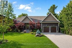 2073 DERAMORE DRIVE Oakville (Fd Ford), ON L6J 2P7