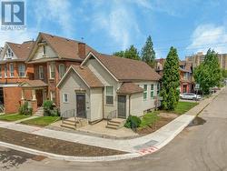 571 WILSON STREET  Hamilton, ON L8L 1T7