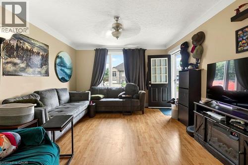 66 QUEEN Street S Unit# Front Unit , Thorold, Ontario L2V 3N5 2