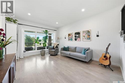 918 3Rd Street, Saskatoon, SK - Indoor Photo Showing Living Room