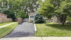 22 JEFFTON CRESCENT Toronto, ON M1G 2R5