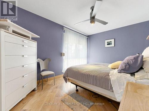 22 Jeffton Crescent, Toronto, ON - Indoor Photo Showing Bedroom