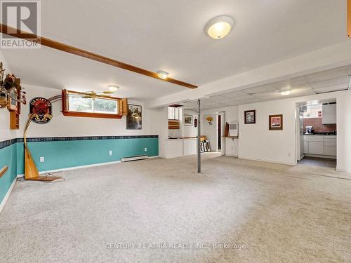 22 Jeffton Crescent, Toronto, ON - Indoor Photo Showing Other Room