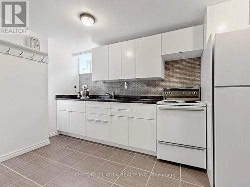 22 Jeffton Crescent, Toronto, ON - Indoor Photo Showing Kitchen With Double Sink