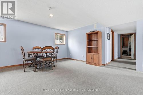 393460 2 Concession, West Grey, ON - Indoor Photo Showing Other Room