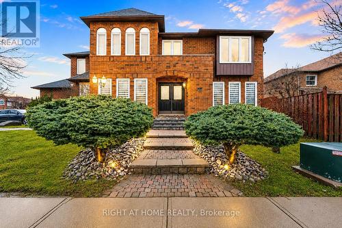 39 BANNER ROAD  Brampton, ON L6X 4K8