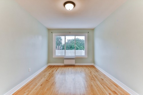 Master Bedroom - 2062 Rue Bossuet, Montréal (Mercier/Hochelaga-Maisonneuve), QC - Indoor Photo Showing Other Room