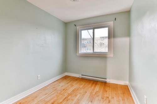 Bedroom - 2062 Rue Bossuet, Montréal (Mercier/Hochelaga-Maisonneuve), QC - Indoor Photo Showing Other Room