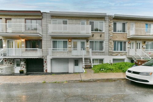 Front of Structure - 2062 Rue Bossuet, Montréal (Mercier/Hochelaga-Maisonneuve), QC - Outdoor With Facade