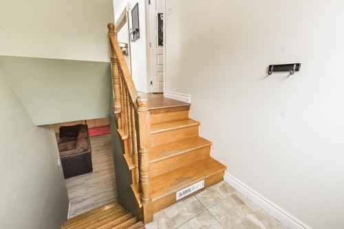Hall d'entrée/Vestibule - 1435 Ch. Delorme, Farnham, QC - Indoor Photo Showing Other Room
