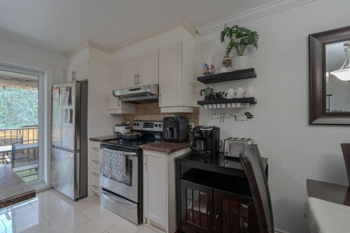 Cuisine - 2072 Rue De Castellane, Laval (Vimont), QC - Indoor Photo Showing Kitchen