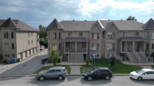 Façade - 2072 Rue De Castellane, Laval (Vimont), QC - Outdoor With Facade