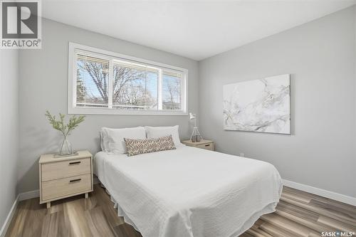 1721 E Avenue N, Saskatoon, SK - Indoor Photo Showing Bedroom