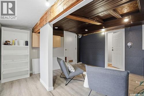 1721 E Avenue N, Saskatoon, SK - Indoor