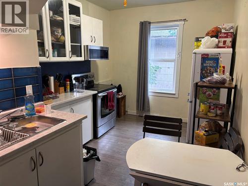 1125 Idylwyld Drive N, Saskatoon, SK - Indoor Photo Showing Kitchen