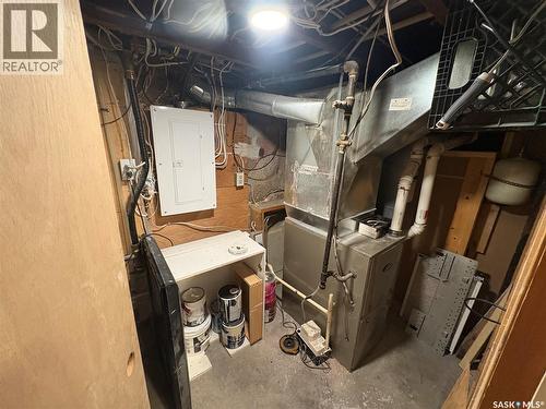 1125 Idylwyld Drive N, Saskatoon, SK - Indoor Photo Showing Basement