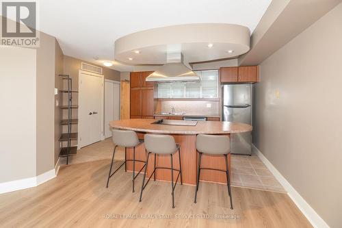 Kitchen - 707 - 550 Queens Quay W, Toronto, ON - Indoor