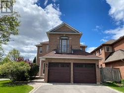 2362 WOODRIDGE WAY Oakville, ON L6H 6S3