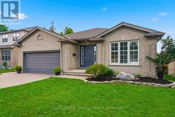 1731 FIDDLEHEAD PLACE  London North (North R), ON N6G 5M6