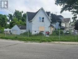 702 CEDAR STREET Haldimand, ON N1A 2J8