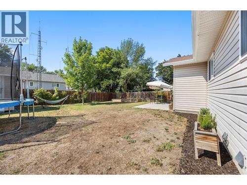 377 Sumac Road E, Kelowna, BC - Outdoor
