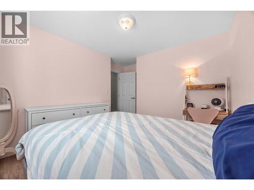 377 Sumac Road E, Kelowna, BC - Indoor Photo Showing Bedroom
