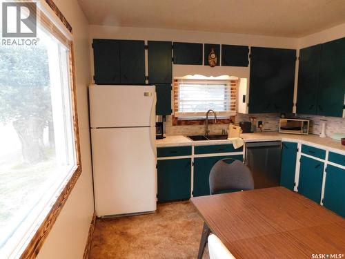 40 Edouard Beaupre Street, Willow Bunch, SK - Indoor Photo Showing Kitchen