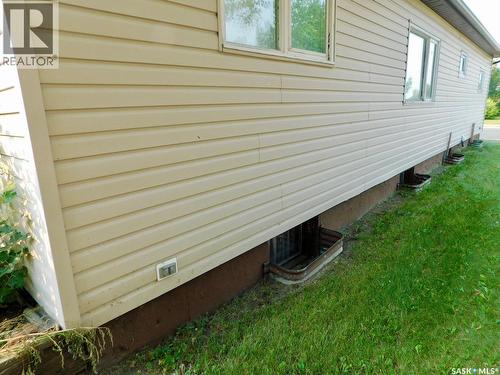 40 Edouard Beaupre Street, Willow Bunch, SK - Outdoor With Exterior