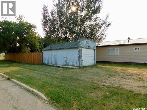 40 Edouard Beaupre Street, Willow Bunch, SK - Outdoor
