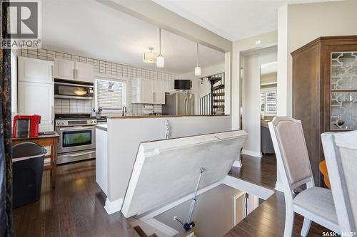 816 Empress Street, Saskatoon, SK - Indoor Photo Showing Kitchen