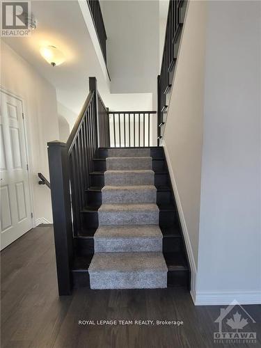 114 Bartonia Circle, Ottawa, ON - Indoor Photo Showing Other Room