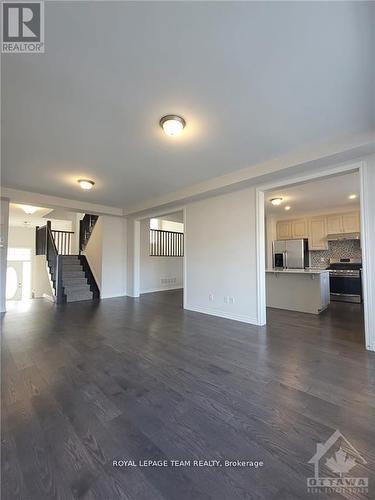 114 Bartonia Circle, Ottawa, ON - Indoor