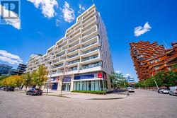 301 - 118 MERCHANTS' WHARF Toronto, ON M5A 0L3
