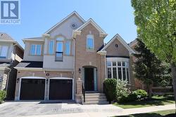9 EBER STREET Richmond Hill, ON L4E 4X2