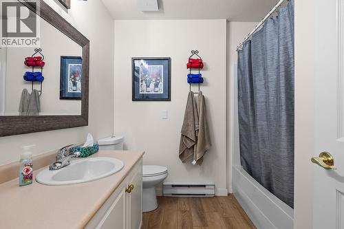 877 Klo Road Unit# 112, Kelowna, BC - Indoor Photo Showing Bathroom