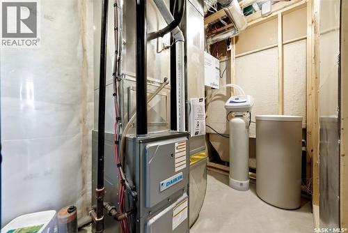 232 Edgewood Drive, Buena Vista, SK - Indoor Photo Showing Basement